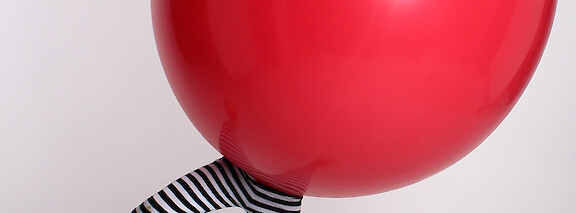 human balloon show