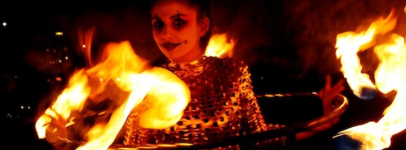 fire hula hoop performer hire uk