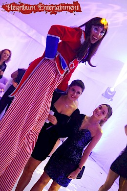 london circus stilt walkers hire uk