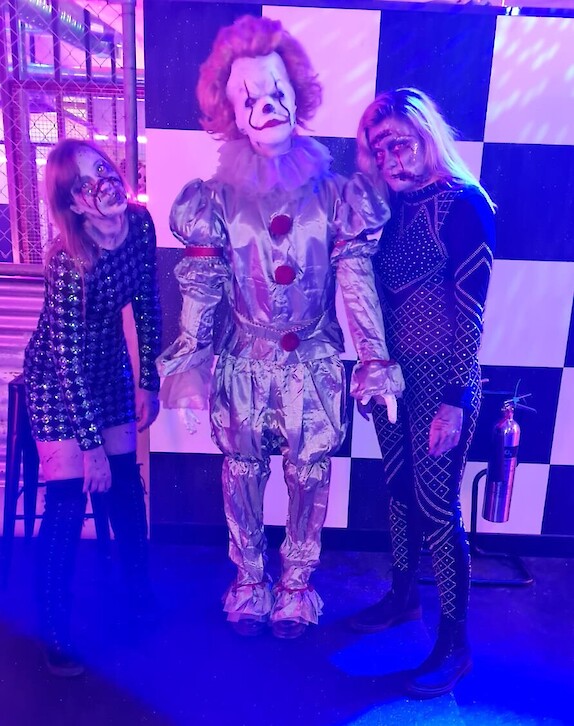 IT clown halloween actor hire uk
